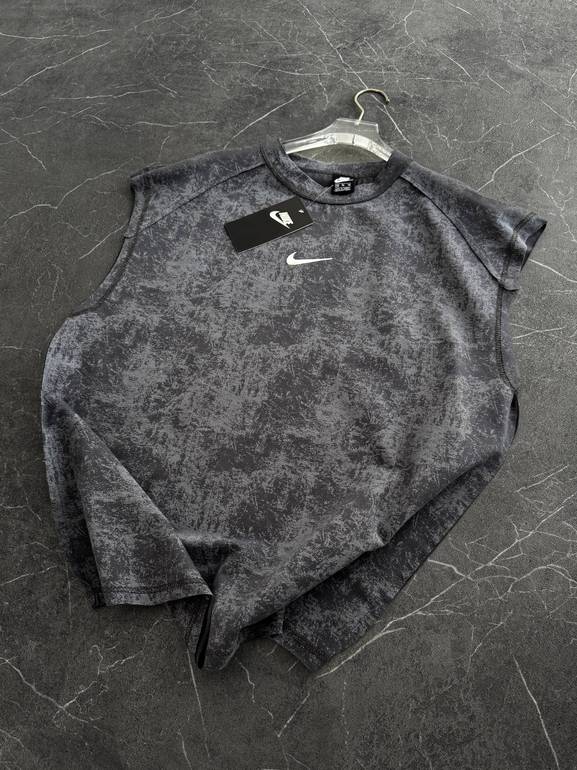 Nike Street Fit Tee