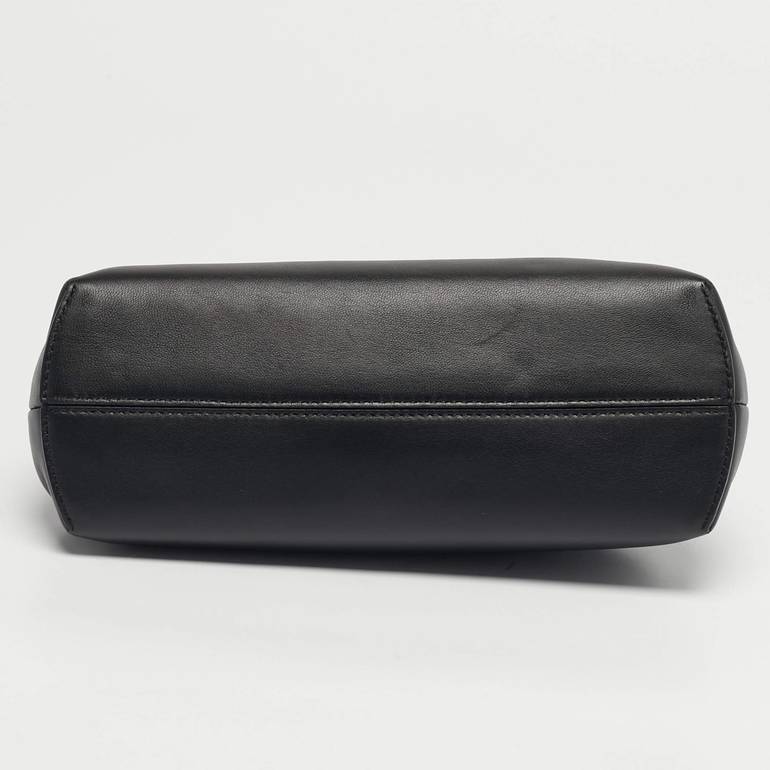 Fendi Frame Clutch Bag with Shoulder Strap – Navy