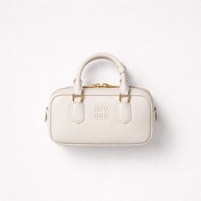 Miu Miu White Leather Handbag – Elegant Luxury Design