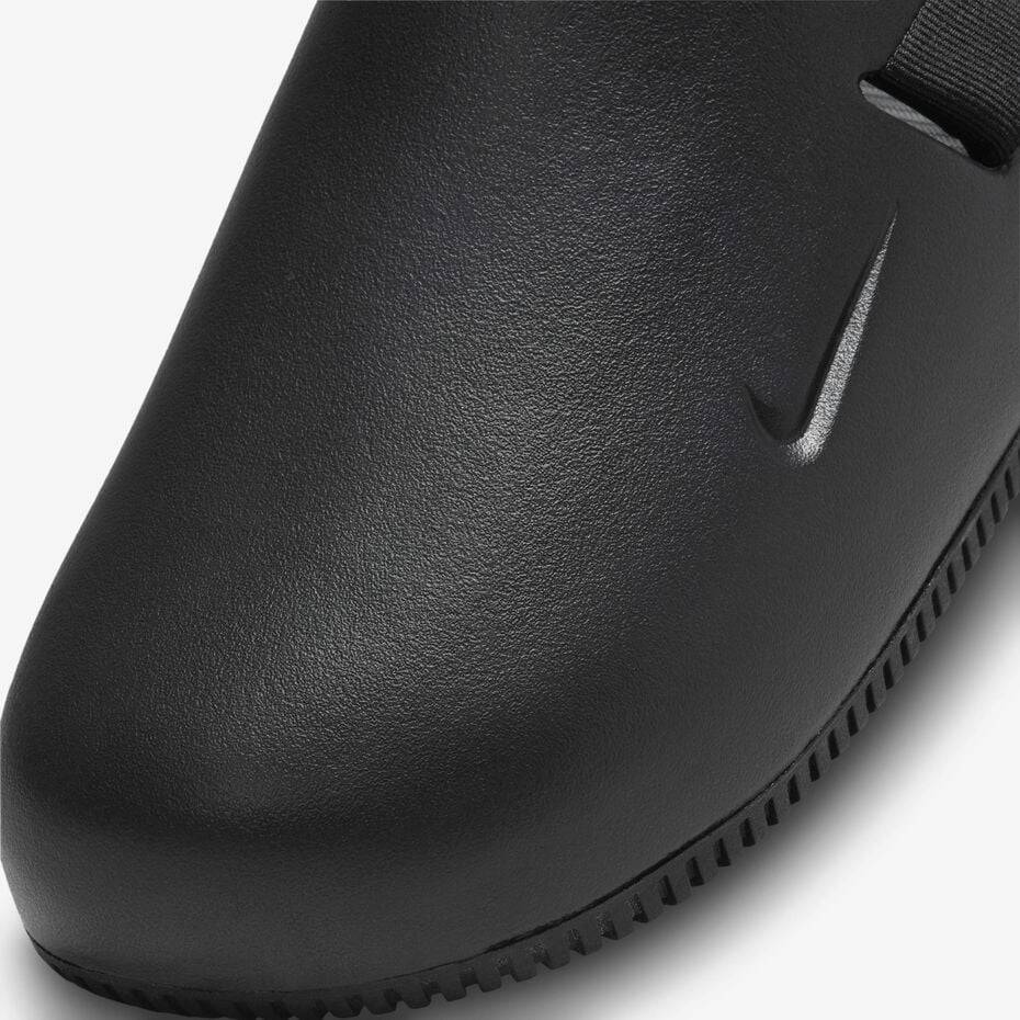 Nike Calm “Black”