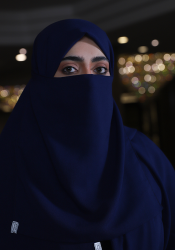 طقم طرحة مع لثام كحلي