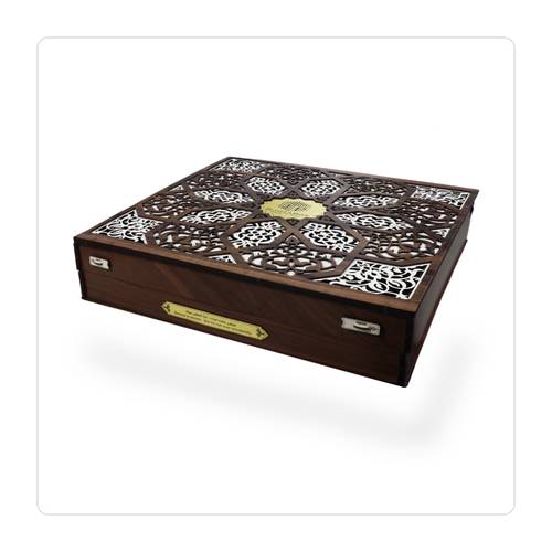 علبة هدايا L379M4