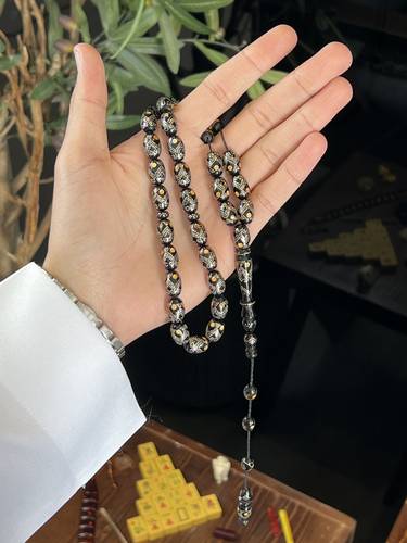 يسر مطعّم كهرمان و فضّه عيار 925