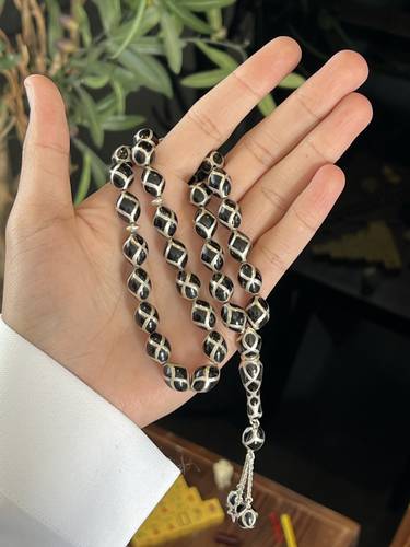 ترسه ( ظهر سلحفاة ) مطعّم فضة عيار 925