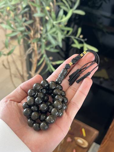 كبد حوت فوّاح ( عنبر دائري)