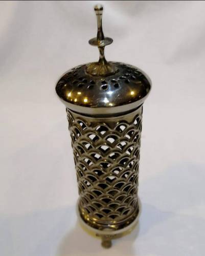 شمعدان   White metal candle holder