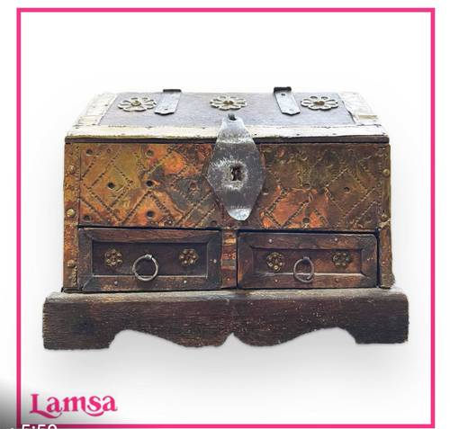 صندوق خشب شغل يدوي Hand-made wooden box 