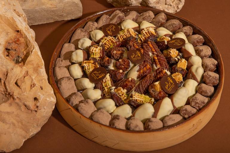 صينية العيد بالتمر المحشي