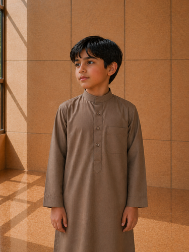 ثوب شتوي أطفالي زرار سادة
