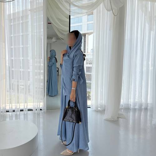 Abaya sixteen