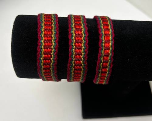 اساورة 