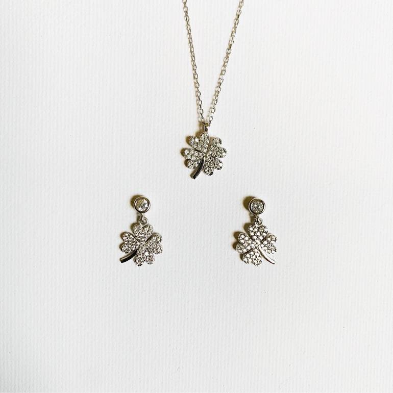 THE FLOWER SET; SILVER