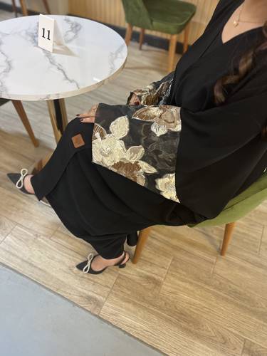 عباية نهال 