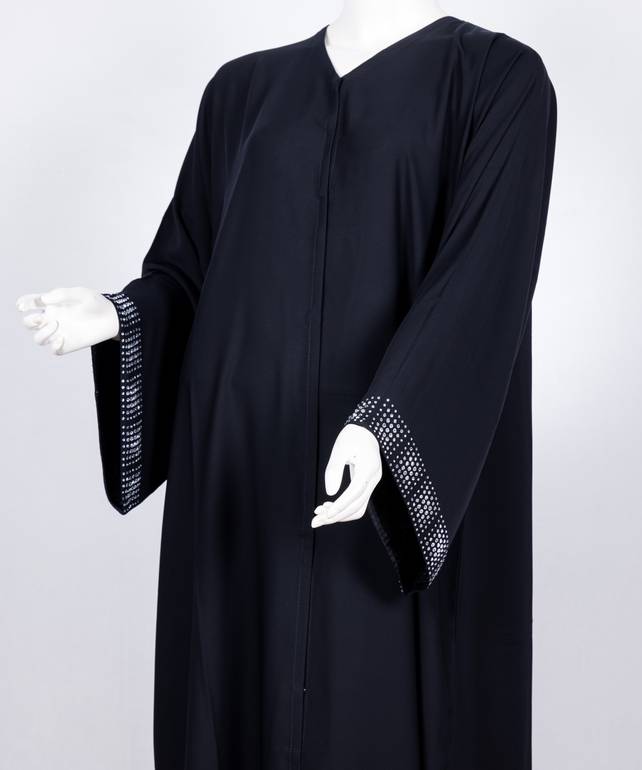 عباية معى طرحة موديل رقم   3615 (1)