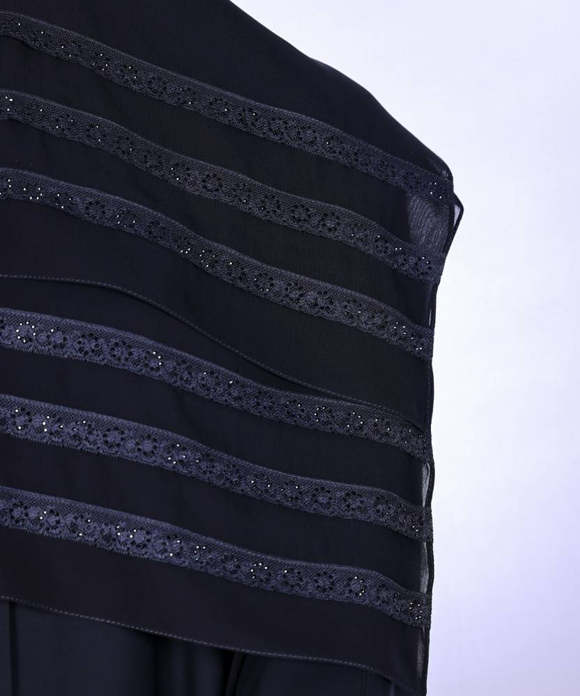 عباية مع طرحة موديل رقم   3630