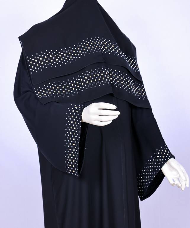 عباية مع طرحه موديل رقم  3665 (1)
