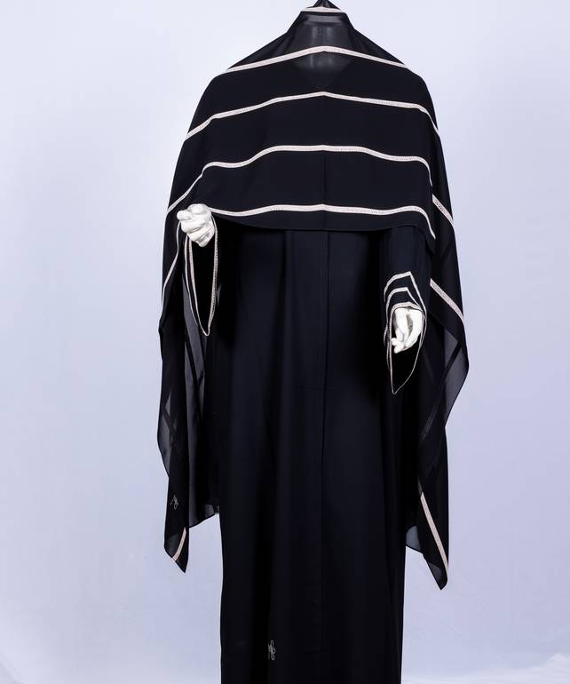 عباية مع طرحة كريستال مخطط 3574 (1)