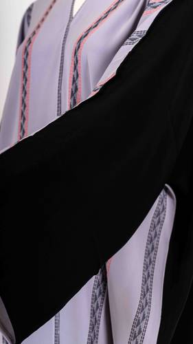 عباية  لونين