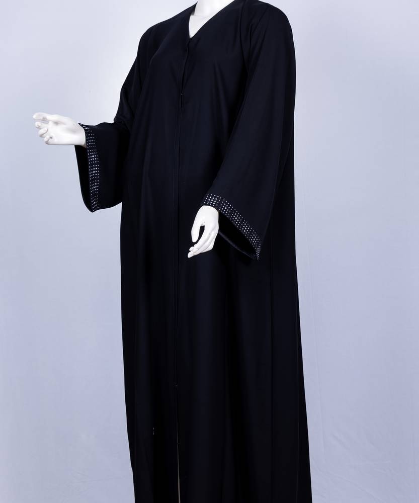 عباية مع طرحة كريستال موديل رقم  3661 (1)