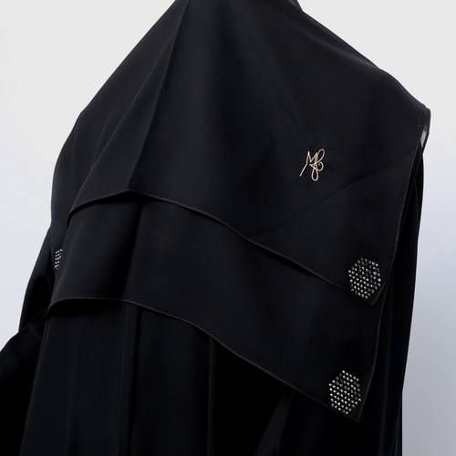 طرحة كريستال زوايا لون بلاك دايموند