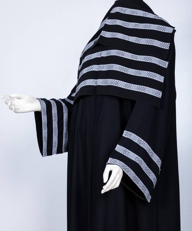 عباية مع طرحة موديل رقم   3672 (1)