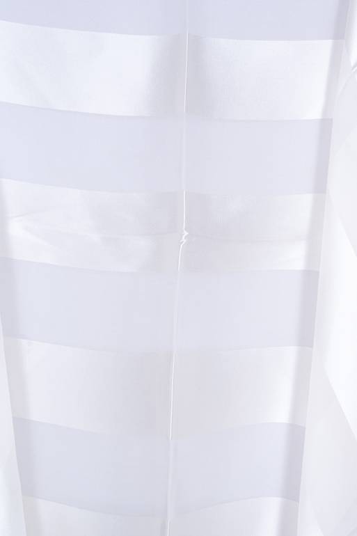 طرحة مميزة L N G مقلم ابيض