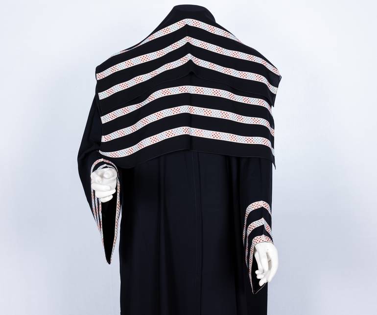 عباية مع طرحة موديل رقم  3662 (1)