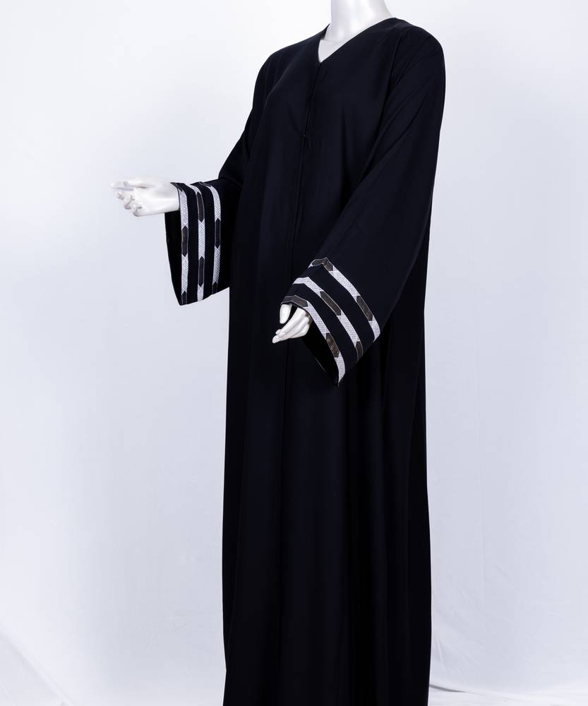   عباية + طرحة موديل رقم  3632