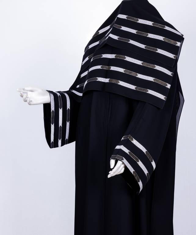   عباية + طرحة موديل رقم  3632
