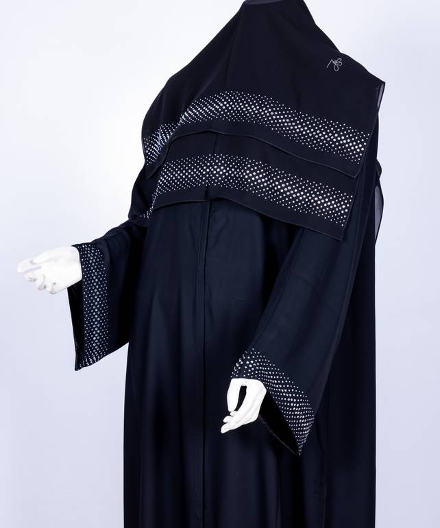 عباية مع طرحة كريستال سادة 3580 (1)