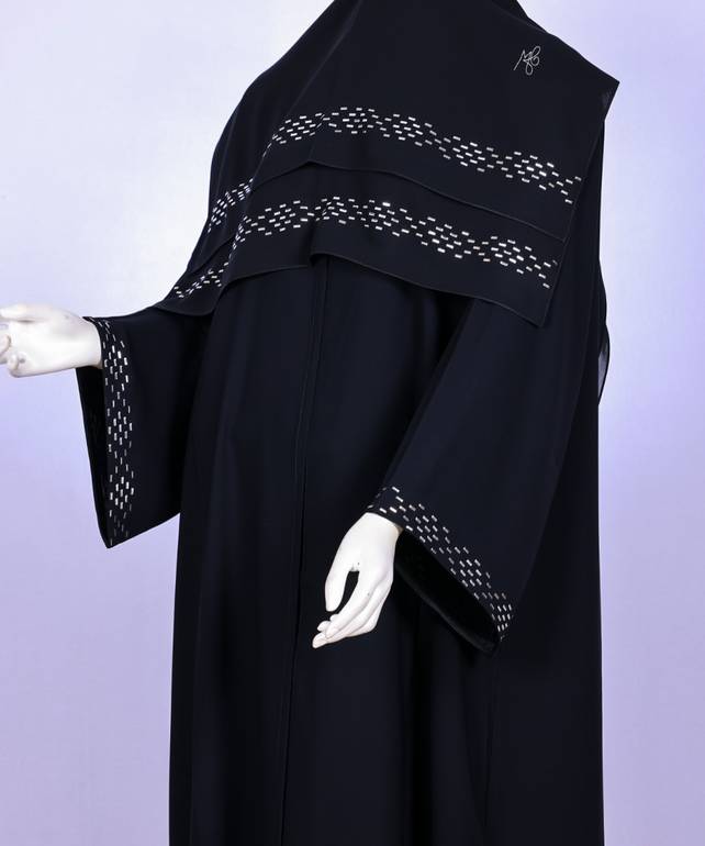 عباية مع طرحة موديل رقم  3638 (1)