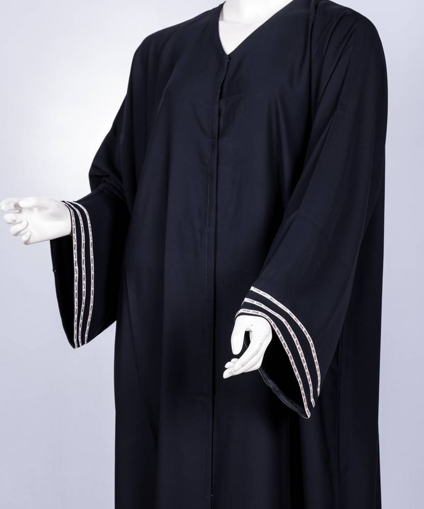 عباية مع طرحة معدن مستطيل موديل رقم 3584 (1)