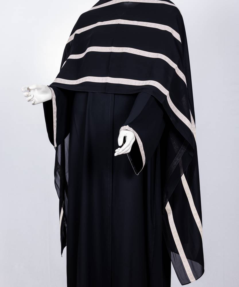 عباية مع طرحة كريستال مخطط 3566 (1)