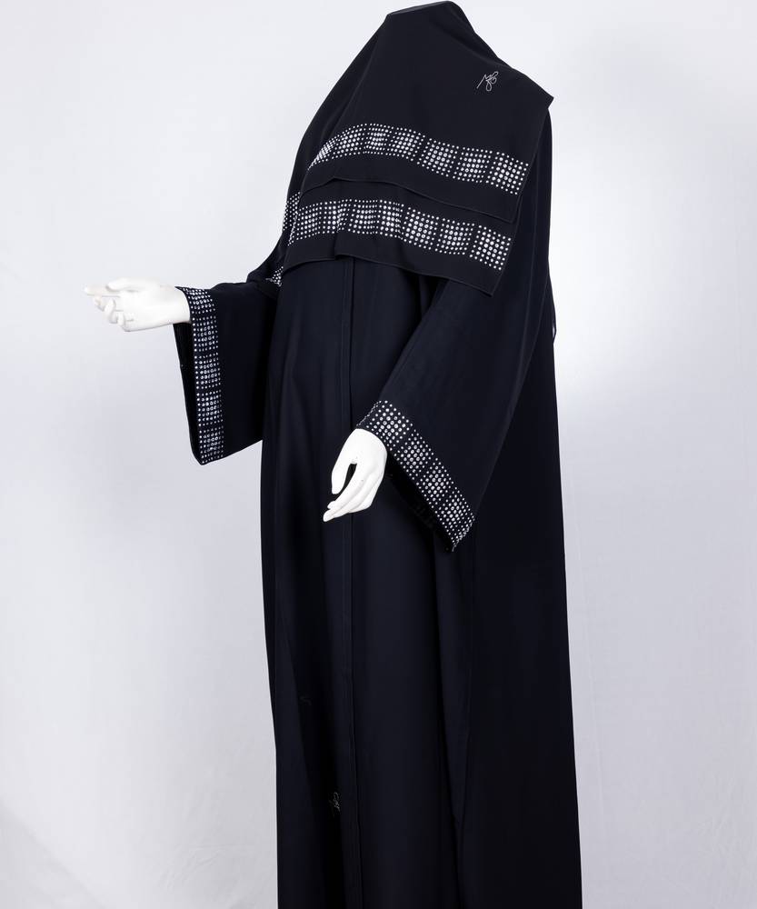 عباية معى طرحة موديل رقم   3615 (1)