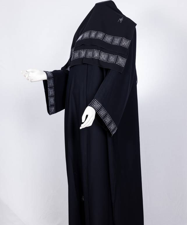عباية معى طرحة موديل رقم   3615 (1)