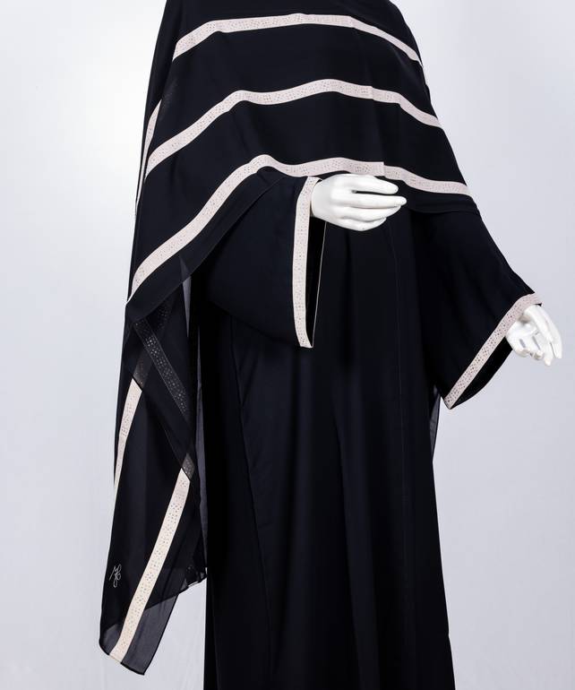 عباية مع طرحة كريستال مخطط 3566 (1)