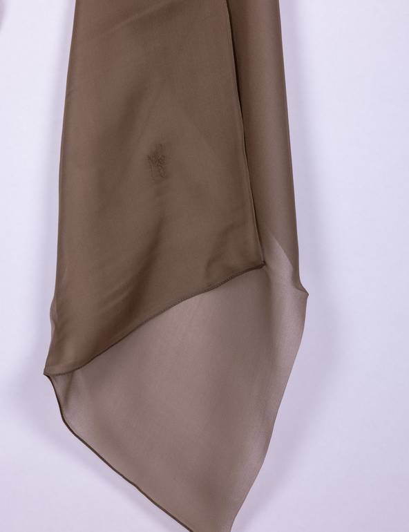 طرحة حرير طبيعي 138
