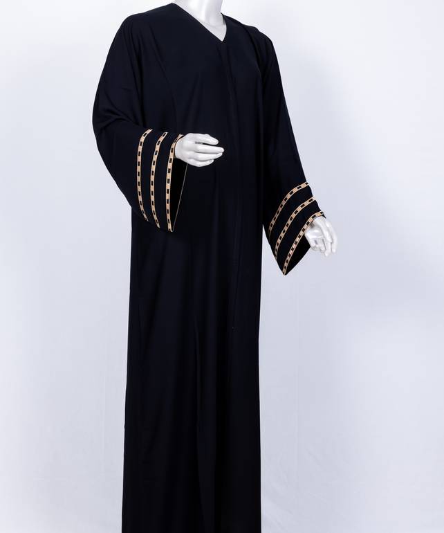 عباية مع طرحة كلفة ملونة موديل رقم 3562