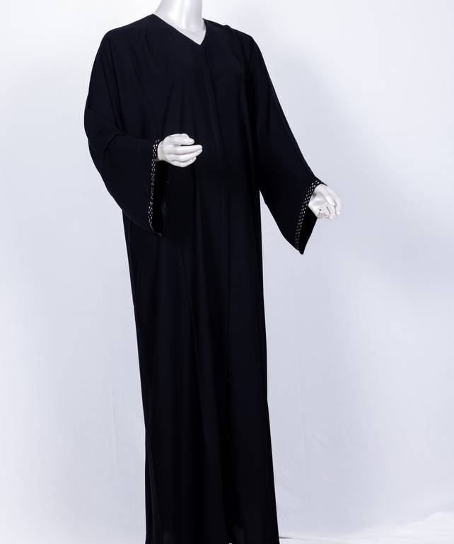عباية مع طرحة معدن مستطيل موديل رقم  3645  (1)