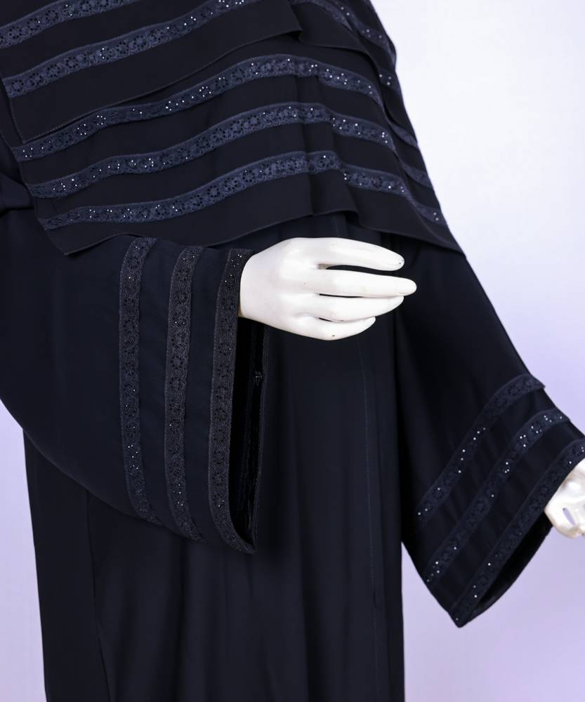 عباية مع طرحة موديل رقم   3630