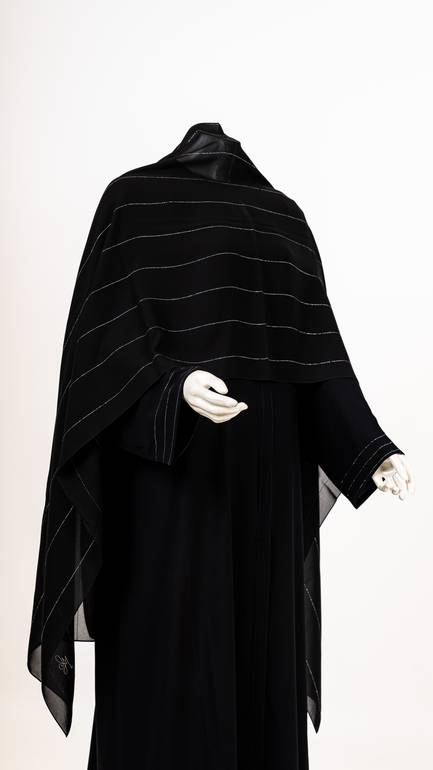 (5) عباية مع طرحة درزة مخطط 3683 