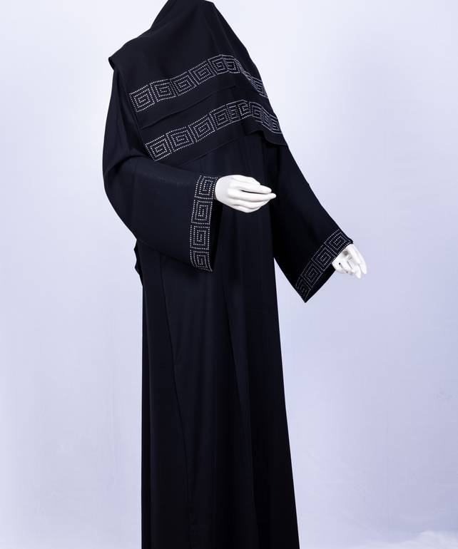 عباية مع طرحة كريستال بتصميم 3573 (1)
