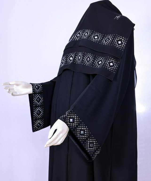 عباية مع طرحه موديل رقم   3613 (1)