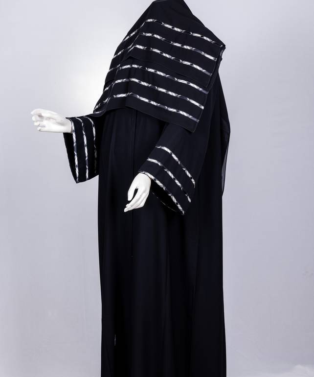 عباية مع طرحة كلفة موديل رقم  3539