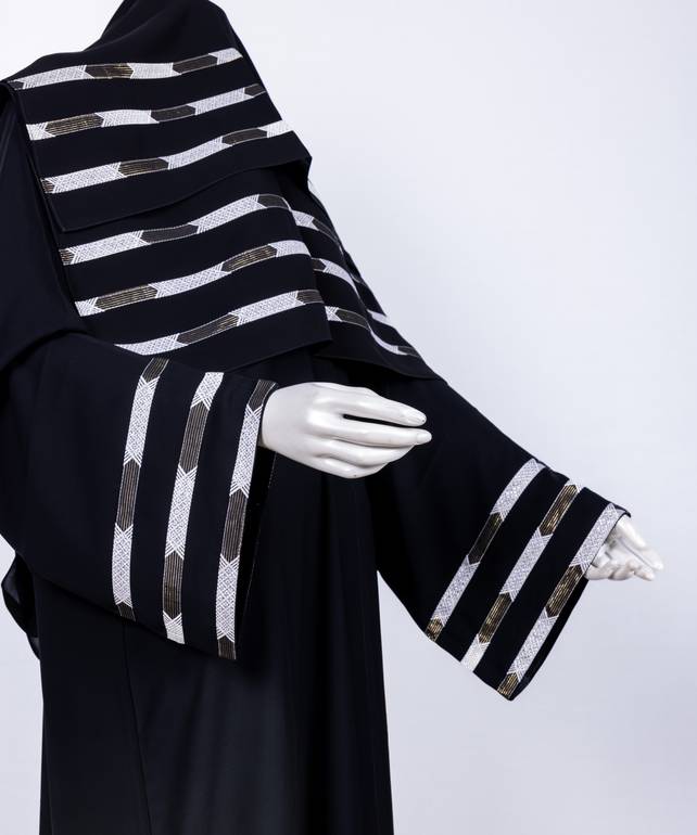   عباية + طرحة موديل رقم  3632