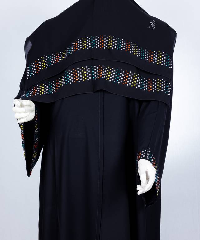 عباية + طرحة موديل رقم  3668 (1)