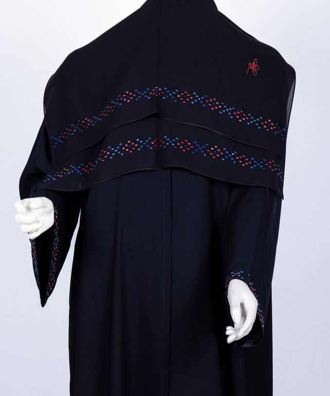( 1  ) عباية + طرحة  3640