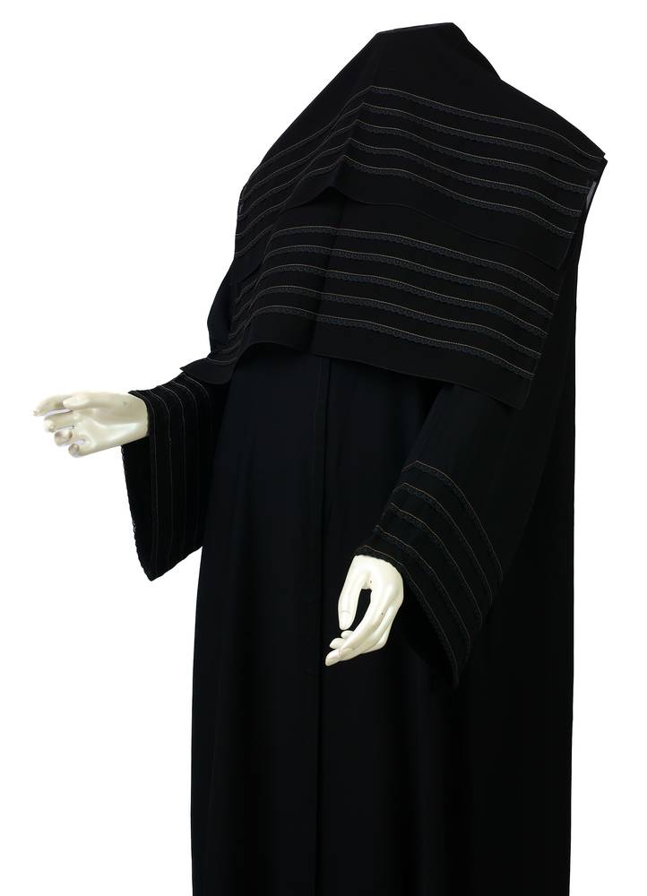 عباية مع طرحة موديل رقم  3687