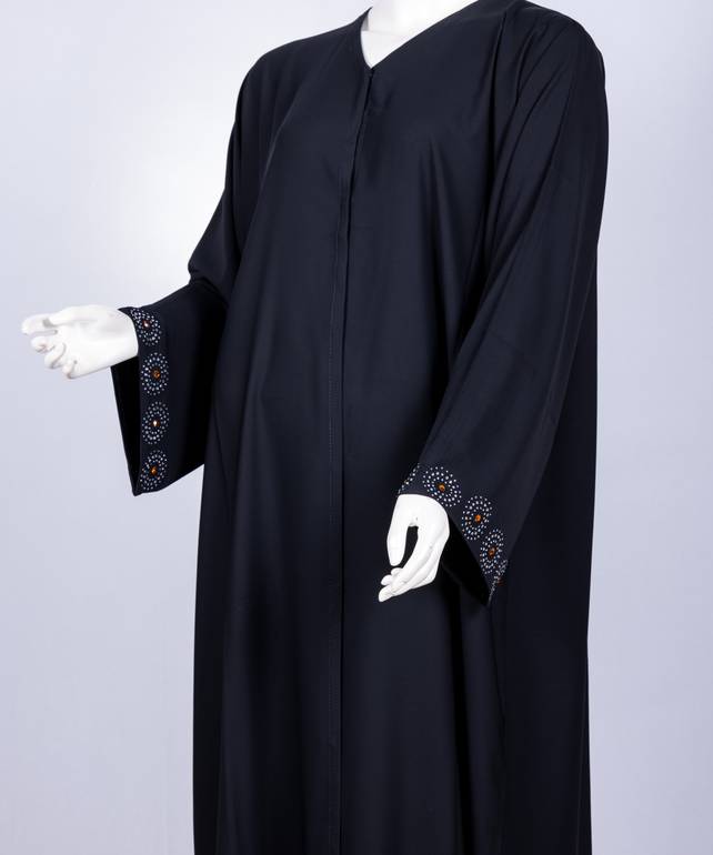 عباية مع طرحة كريستال موديل رقم  3598  (1)