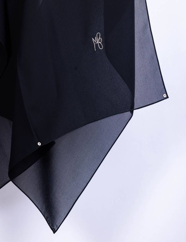 طرحة معدن مخرم منثر بيج فاتح